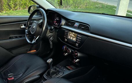 KIA Rio IV, 2017 год, 1 250 000 рублей, 12 фотография