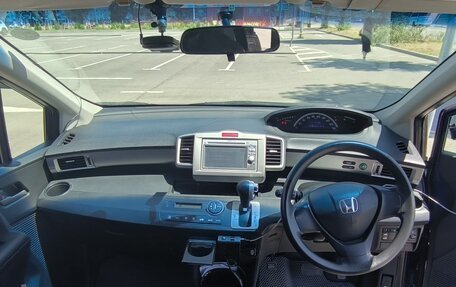 Honda Freed I, 2011 год, 1 250 000 рублей, 6 фотография