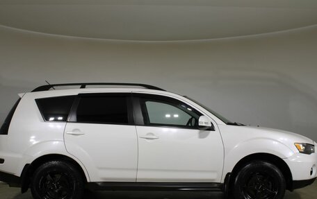 Mitsubishi Outlander III рестайлинг 3, 2010 год, 990 000 рублей, 4 фотография