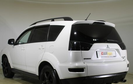 Mitsubishi Outlander III рестайлинг 3, 2010 год, 990 000 рублей, 7 фотография