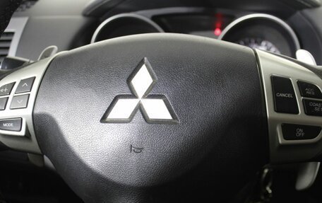 Mitsubishi Outlander III рестайлинг 3, 2010 год, 990 000 рублей, 15 фотография