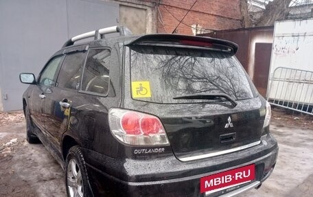 Mitsubishi Outlander III рестайлинг 3, 2004 год, 1 000 000 рублей, 13 фотография