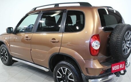 Chevrolet Niva I рестайлинг, 2018 год, 735 000 рублей, 6 фотография