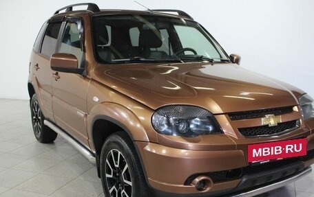 Chevrolet Niva I рестайлинг, 2018 год, 735 000 рублей, 8 фотография