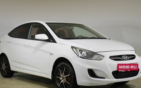 Hyundai Solaris II рестайлинг, 2013 год, 780 000 рублей, 3 фотография