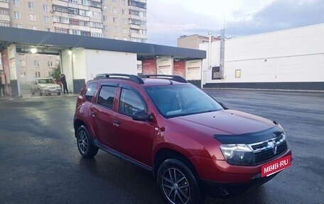 Renault Duster I рестайлинг, 2012 год, 800 000 рублей, 2 фотография