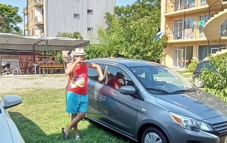 Mitsubishi Mirage VI рестайлинг, 2021 год, 1 100 000 рублей, 8 фотография
