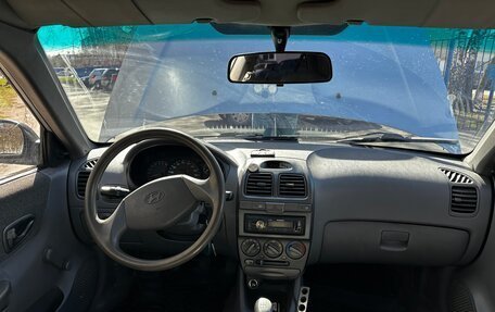 Hyundai Accent II, 2004 год, 245 000 рублей, 10 фотография