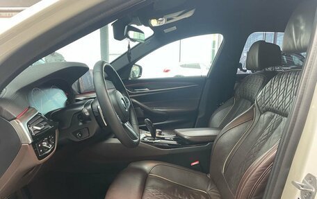 BMW 5 серия, 2018 год, 4 190 000 рублей, 13 фотография