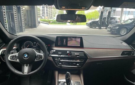 BMW 5 серия, 2018 год, 4 190 000 рублей, 21 фотография