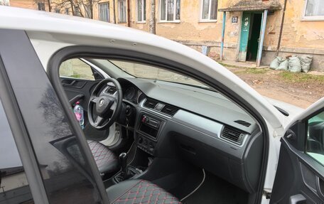Skoda Rapid I, 2015 год, 750 000 рублей, 3 фотография