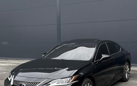 Lexus ES VII, 2019 год, 3 790 000 рублей, 4 фотография