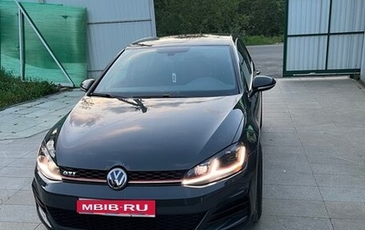 Volkswagen Golf GTI VII, 2018 год, 1 800 000 рублей, 1 фотография