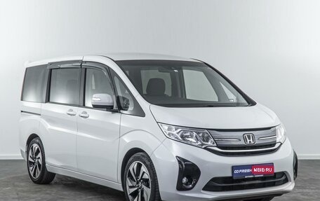 Honda Stepwgn IV, 2019 год, 2 430 000 рублей, 1 фотография