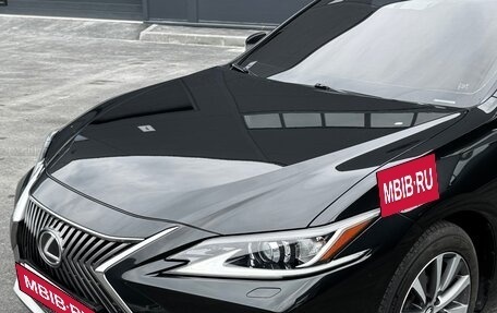 Lexus ES VII, 2019 год, 3 790 000 рублей, 14 фотография