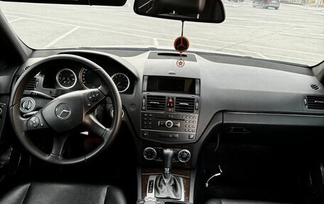 Mercedes-Benz C-Класс, 2008 год, 1 050 000 рублей, 6 фотография