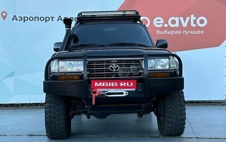 Toyota Land Cruiser 80 рестайлинг, 1997 год, 3 700 000 рублей, 2 фотография