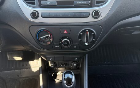 Hyundai Solaris II рестайлинг, 2018 год, 1 269 000 рублей, 11 фотография