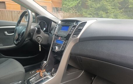 Hyundai i30 II рестайлинг, 2013 год, 1 175 000 рублей, 11 фотография