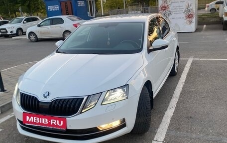 Skoda Octavia, 2017 год, 2 170 000 рублей, 2 фотография
