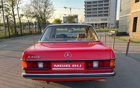 Mercedes-Benz W123, 1984 год, 2 100 000 рублей, 5 фотография