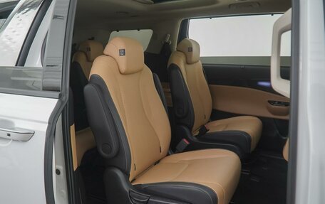KIA Carnival, 2023 год, 4 725 000 рублей, 7 фотография