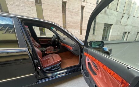 BMW 7 серия, 2000 год, 1 300 000 рублей, 2 фотография