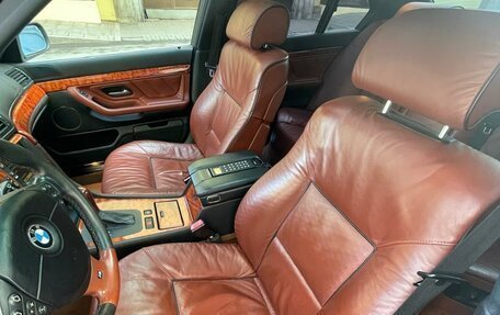 BMW 7 серия, 2000 год, 1 300 000 рублей, 3 фотография