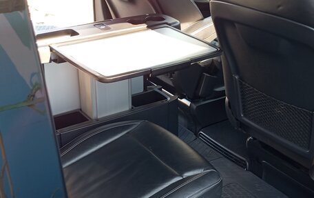 Mercedes-Benz V-Класс, 2016 год, 4 450 000 рублей, 25 фотография