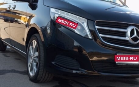 Mercedes-Benz V-Класс, 2016 год, 4 450 000 рублей, 5 фотография