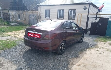 Hyundai Solaris II рестайлинг, 2011 год, 830 000 рублей, 5 фотография