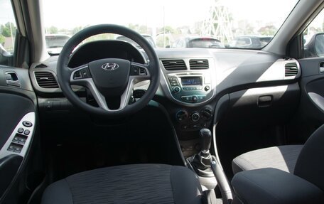 Hyundai Solaris II рестайлинг, 2014 год, 980 000 рублей, 6 фотография