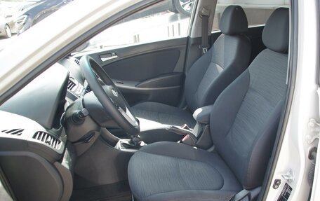 Hyundai Solaris II рестайлинг, 2014 год, 980 000 рублей, 10 фотография