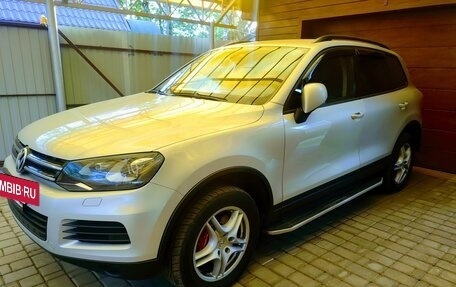 Volkswagen Touareg III, 2011 год, 2 400 000 рублей, 10 фотография