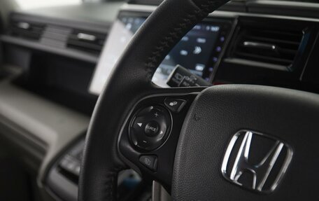 Honda Stepwgn IV, 2019 год, 2 430 000 рублей, 14 фотография