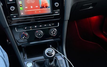 Volkswagen Golf GTI VII, 2018 год, 1 800 000 рублей, 9 фотография