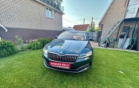 Skoda Superb III рестайлинг, 2019 год, 2 900 000 рублей, 5 фотография