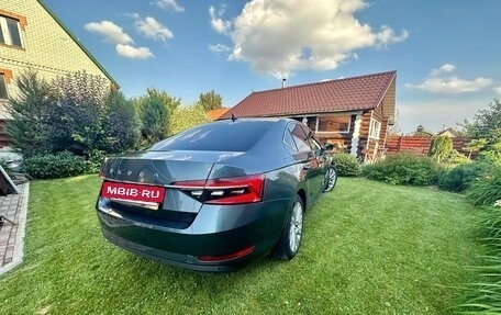 Skoda Superb III рестайлинг, 2019 год, 2 900 000 рублей, 12 фотография