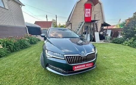 Skoda Superb III рестайлинг, 2019 год, 2 900 000 рублей, 7 фотография
