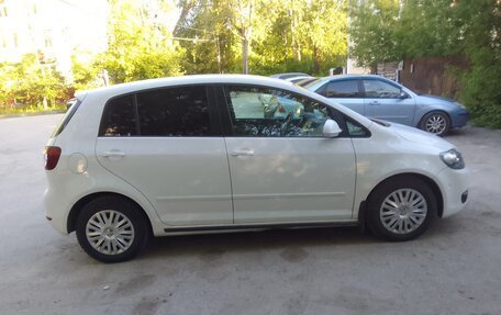 Volkswagen Golf Plus II, 2012 год, 800 000 рублей, 3 фотография