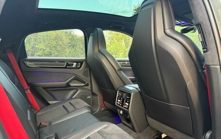 Porsche Cayenne III, 2021 год, 13 990 000 рублей, 15 фотография