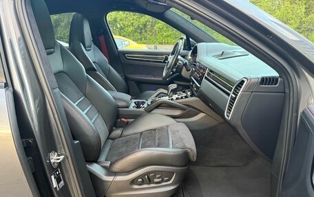 Porsche Cayenne III, 2021 год, 13 990 000 рублей, 17 фотография