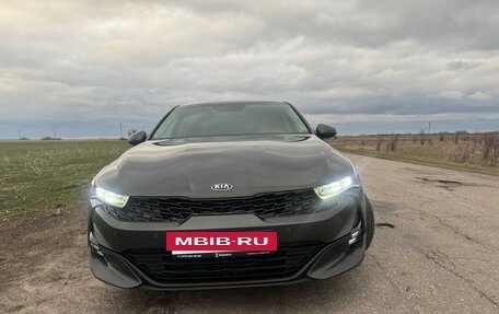 KIA K5, 2020 год, 2 300 000 рублей, 5 фотография