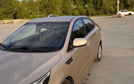 KIA Rio III рестайлинг, 2013 год, 850 000 рублей, 3 фотография
