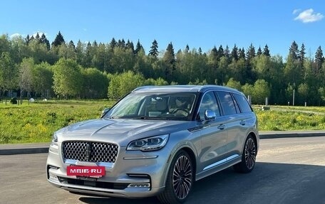 Lincoln Aviator II, 2019 год, 6 500 000 рублей, 4 фотография