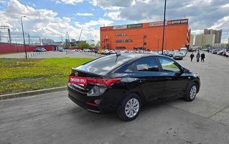 Hyundai Solaris II рестайлинг, 2018 год, 1 350 000 рублей, 3 фотография