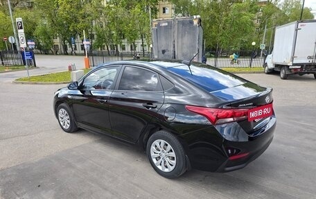 Hyundai Solaris II рестайлинг, 2018 год, 1 350 000 рублей, 5 фотография