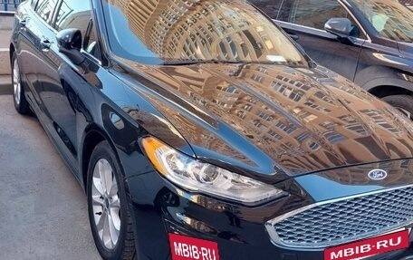 Ford Fusion (North America) II, 2019 год, 1 500 000 рублей, 2 фотография