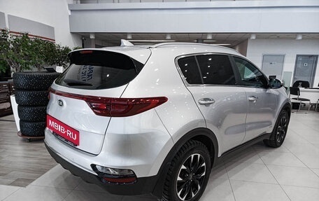 KIA Sportage IV рестайлинг, 2019 год, 2 450 000 рублей, 6 фотография