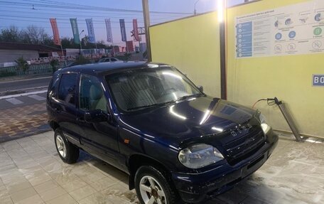 Chevrolet Niva I рестайлинг, 2004 год, 350 000 рублей, 3 фотография